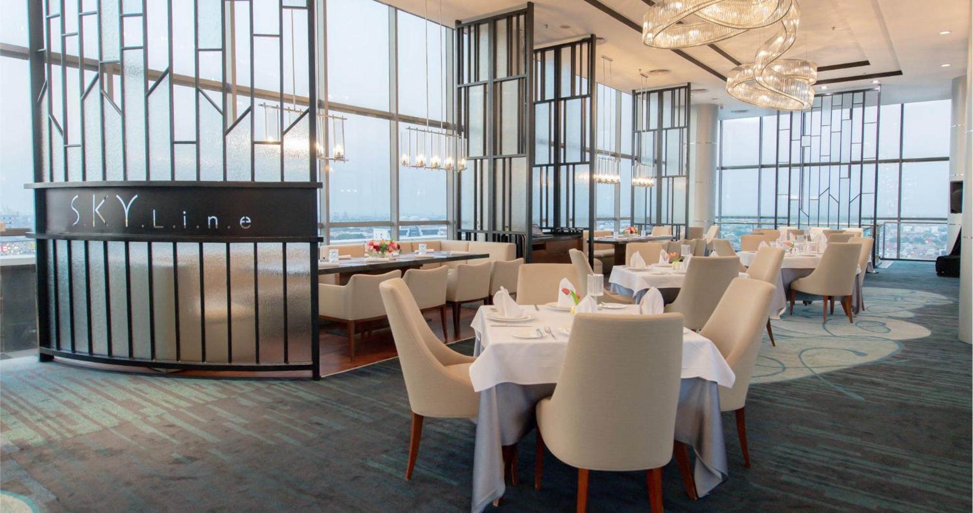 Gumaya Tower Hotel Семаранг Экстерьер фото